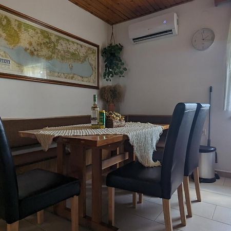 Viragos Apartman Balatonszárszó Exterior foto
