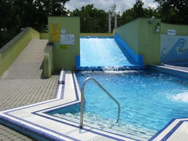 Viragos Apartman Balatonszárszó Exterior foto